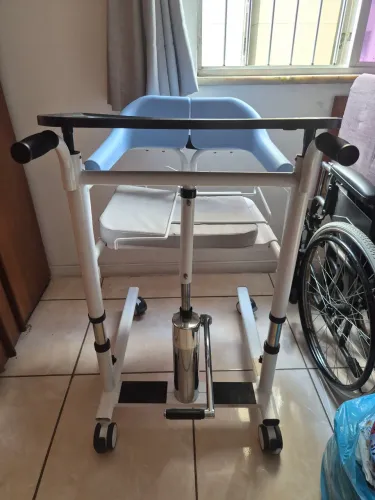 Cadeira de Roda de Transferência, modelo V809.