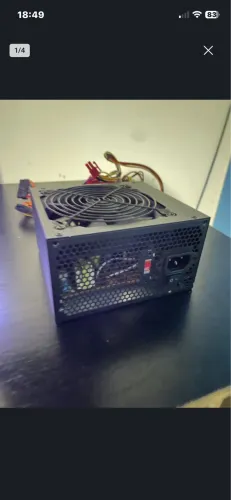 Fonte de PC genérica 500W