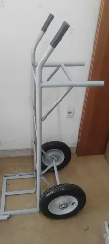 Carrinho grande com suporte 