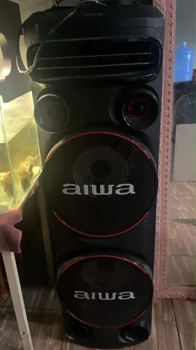 ? CAIXA DE SOM À VENDA! ?