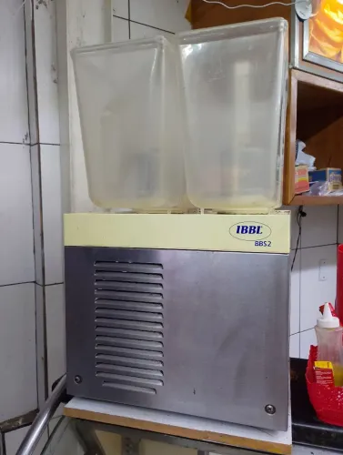 Vendo essa máquina de suco