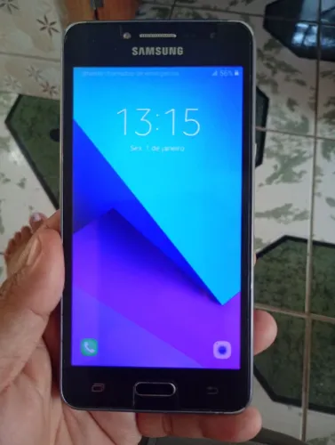 Vende-se celular Samsung 