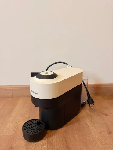 Cafeteira Nespresso Vertuo Pop Branco