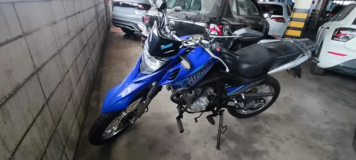 14 mil Crosser LTZ 150 apenas 44.548 km rodados