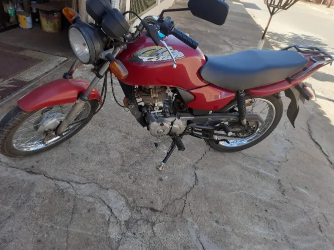 Moto Honda Titan 125