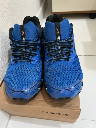 Vendo um Mizuno prophecy 11s