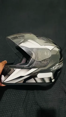 Capacete