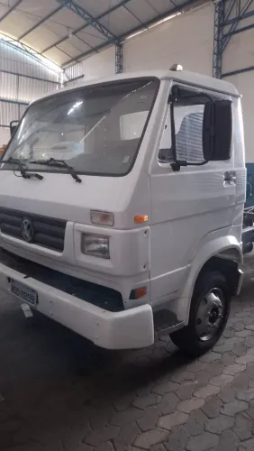 VW 8.140 1998 no chassi
