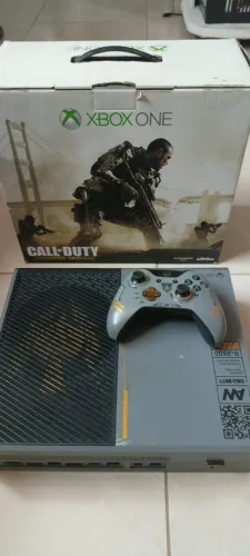 Xbox One 1TB - Edição Limitada Call of Duty: Advanced Warfare