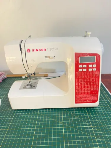 Máquina Singer Doméstica
