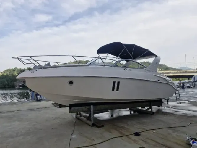 Cruiser 275 Cabinada