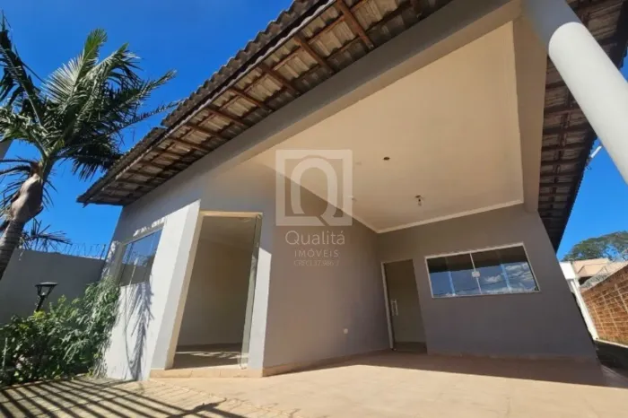 Casa à venda em Araçoiaba da Serra-SP,