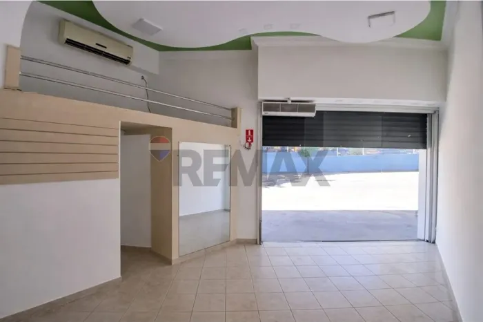 Salão comercial para alugar no bairro Piracicamirim, Piracicaba.