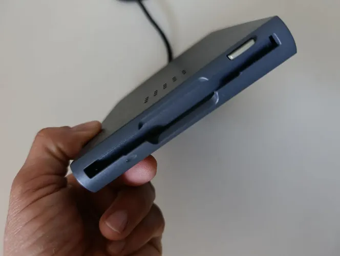 Original Drive de Disquete USB Sony MPF82E - Relíquia de 2003 (Original e Conservado)