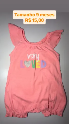 Roupas e sapatos para bebê