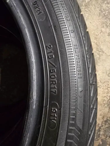 Pneus 02 Goodyear e 01 Michelin Tamanho 215/50 R17