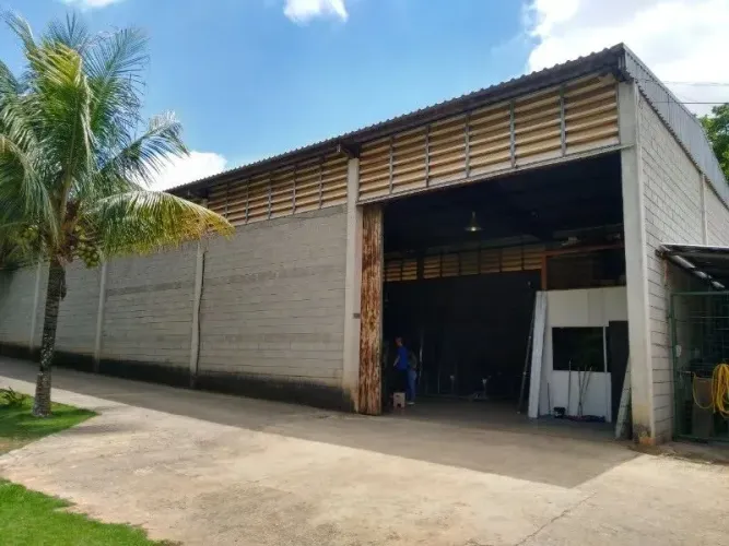 Galpão comercial à venda no Loteamento Dinorá Rosa, em Sorocaba -SP.