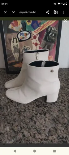 Bota Cano curto Off-white 