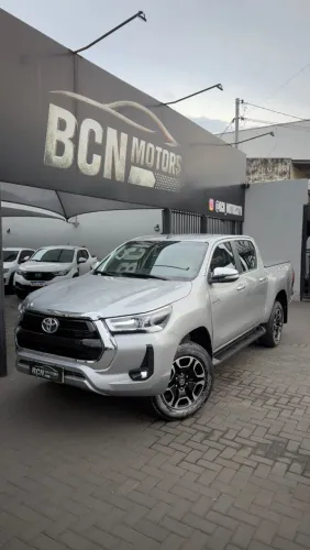 Toyota Hilux CD SRV 4X4 2.8 TDI Diesel Aut. 2021