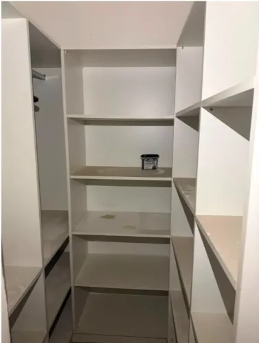 CLOSET PRATELEIRAS
