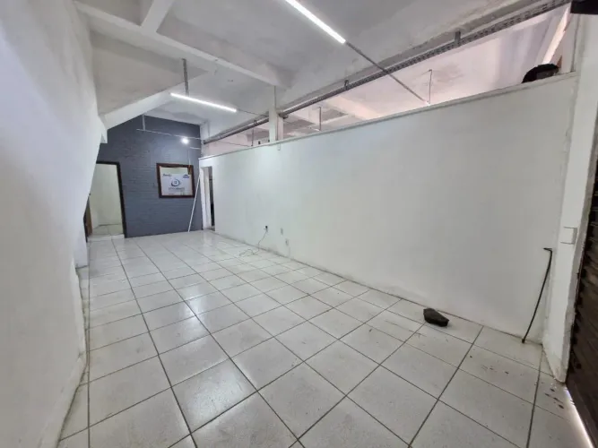 Loja para locação, Castelanea, Petrópolis, RJ