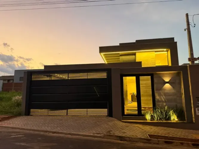 Vila Cassini - Casa Nova com Piscina Aquecida e Área Gourmet