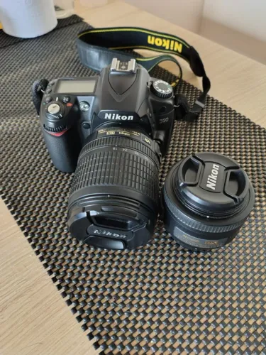 Camera Nikon D90