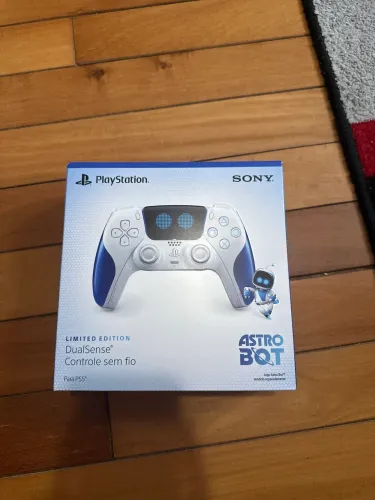 Controle PS5 Edição Astro Bot