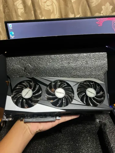 URGENTE*** Placa de vídeo RX 7600