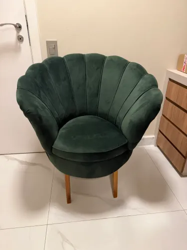 Poltrona pétala veludo verde 