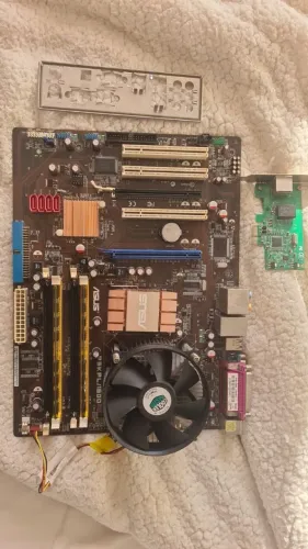 Vende-se placa mãe Asus P5KPL/1600 slot 775