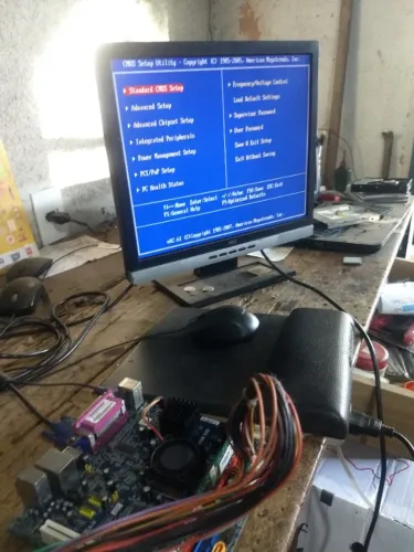 Placa-mãe mini ITX - VS AD330