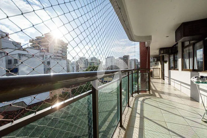 Apartamento com 3 dormitórios à venda, 130 m² por R$ 1.250.000,00 - Icaraí - Niterói/RJ