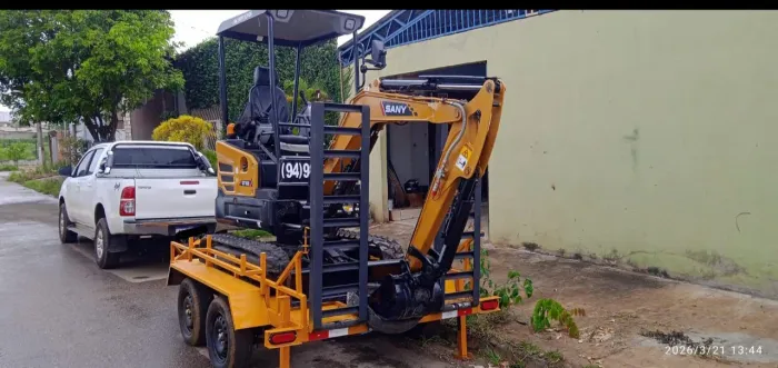 Locação Mini Escavadeira 