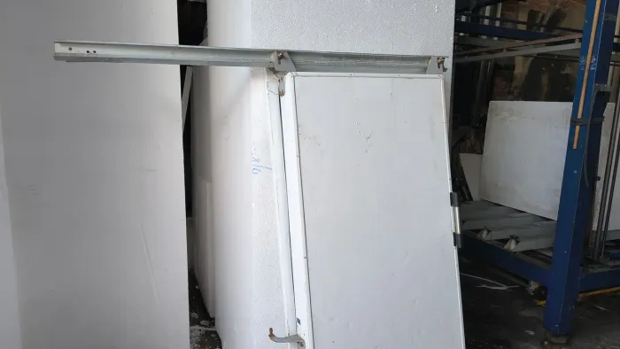porta de correr usada para câmara fria