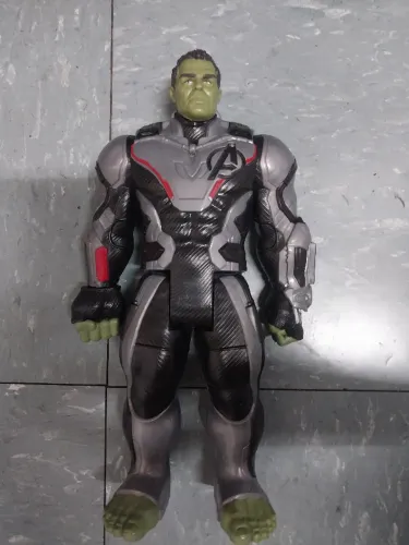Boneco aritculável 30 cm Hulk Deluxe Vingadores Ultimato Marvel PowerFX  Hasbro