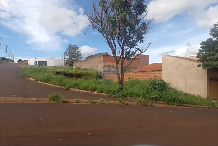 Terreno no Jardim Jequitibá: Oportunidade Única!