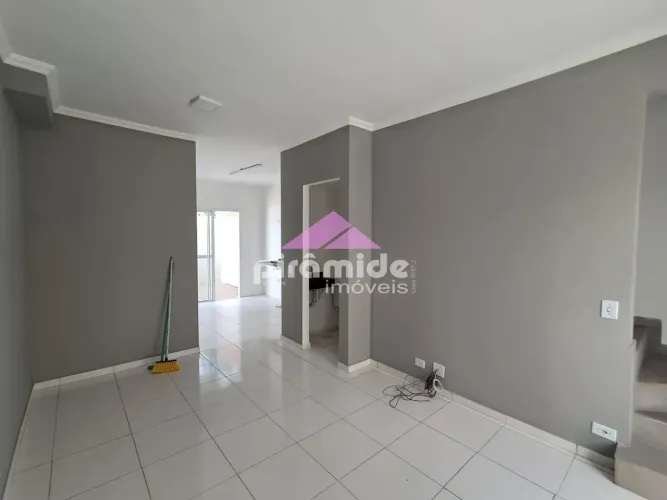 Casa em condomínio fechado no bairro Santa Luzia no Condomínio Vila Lobos em Caçapava