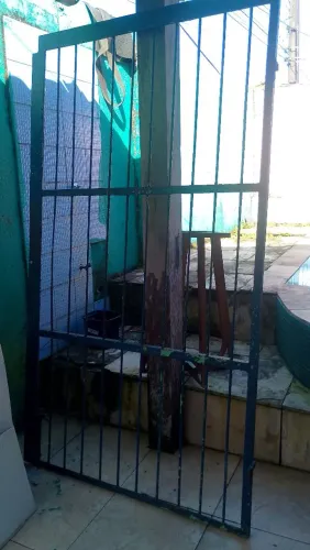 Portão de ferro