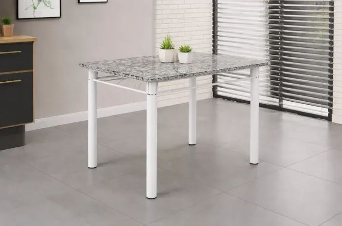 Mesa de Apoio em Aço Tubular Compacta