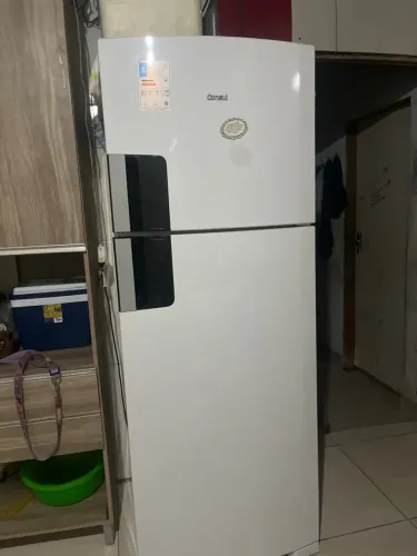 Olá! estamos vendendo essa geladeira nova por apenas R$ 845,00.