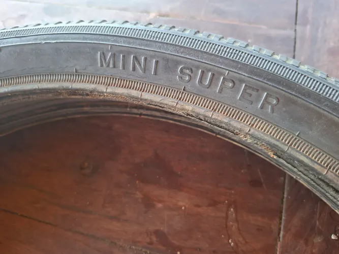Pneu aro 20 mini super original $$$ 200