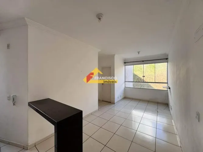 Apartamento para aluguel, 2 quartos, 1 suíte, 1 vaga, Planalto - Divinópolis/MG