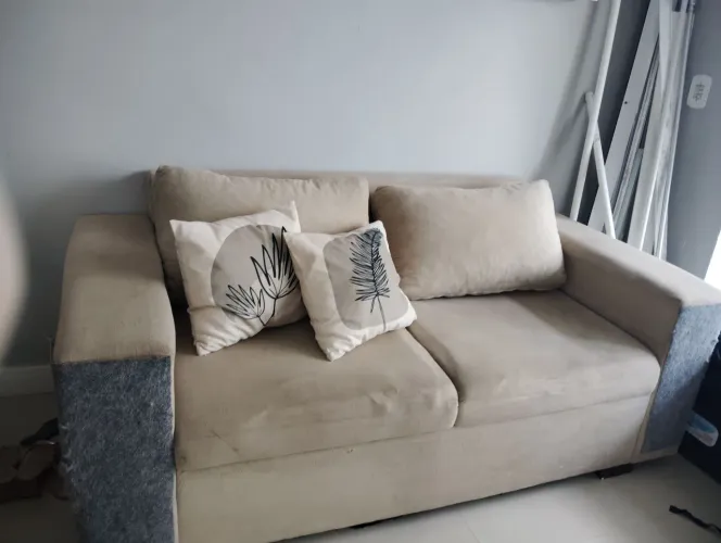 SOFÁ DOIS LUGARES