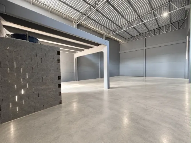 6 Galpões de 200 m2 Itapema sc Bairro Morretes