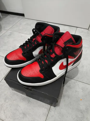Tênis Air Jordan 1 mid "bred toe" 43