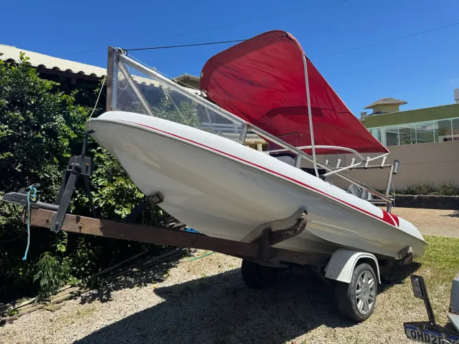 Barco com motor mercury 50HP ZERO KM.