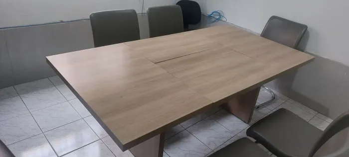 Mesa de reunião 2,00x1,05m