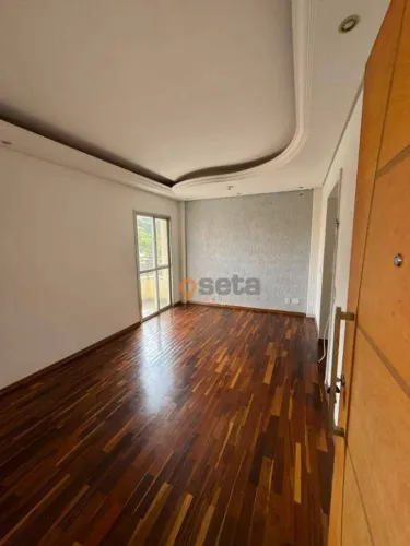 Apartamento com 3 dormitórios para alugar, 60 m² por R$ 2.923/mês - Jardim das Indústrias