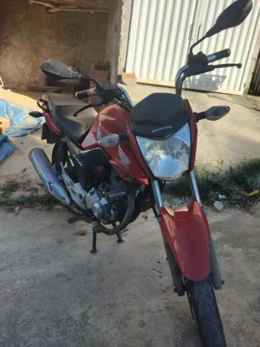 Moto muito conservada